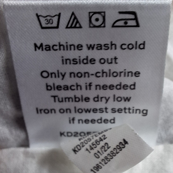 Draper James RSVP Embroidered White and Blue Women's Halter Top In A Small. - Picture 4 of 10